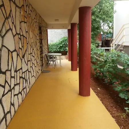 Zlatko Διαμέρισμα *